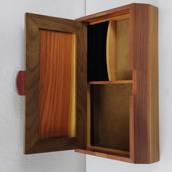 Vintage Contemporary Inlaid Bevelled Wooden Handmade Jewelry Box - Picture 3 of 17